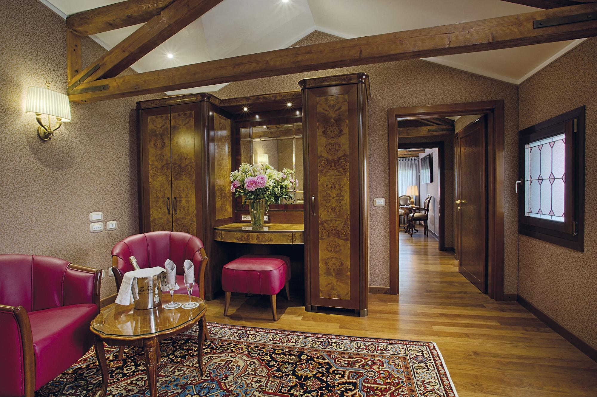 Hotel Santa Chiara Venice Exterior photo
